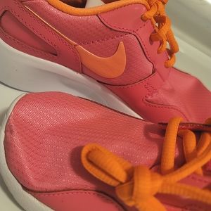Nike Girls Sneakers, pink & orange